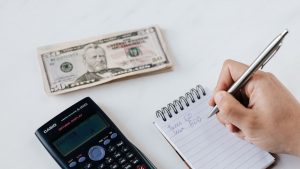 How much house can I afford calculator with notepad and cash for mortgage budgeting